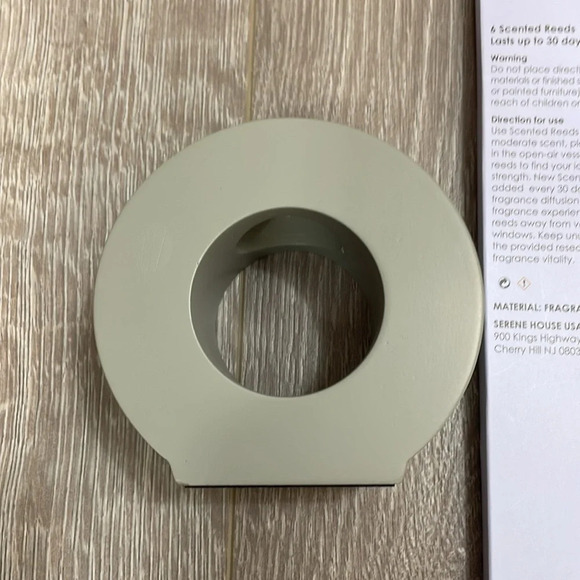 NWT Serene House Scented Reeds Relax and Energy Scent Bundle of Two - Picture 8 of 8